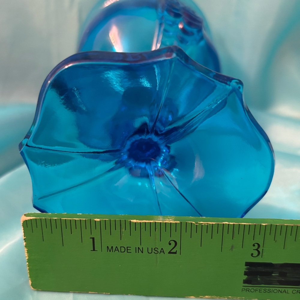 Fenton Colonial Blue Empress Footed Goblet - Picture 11 of 11